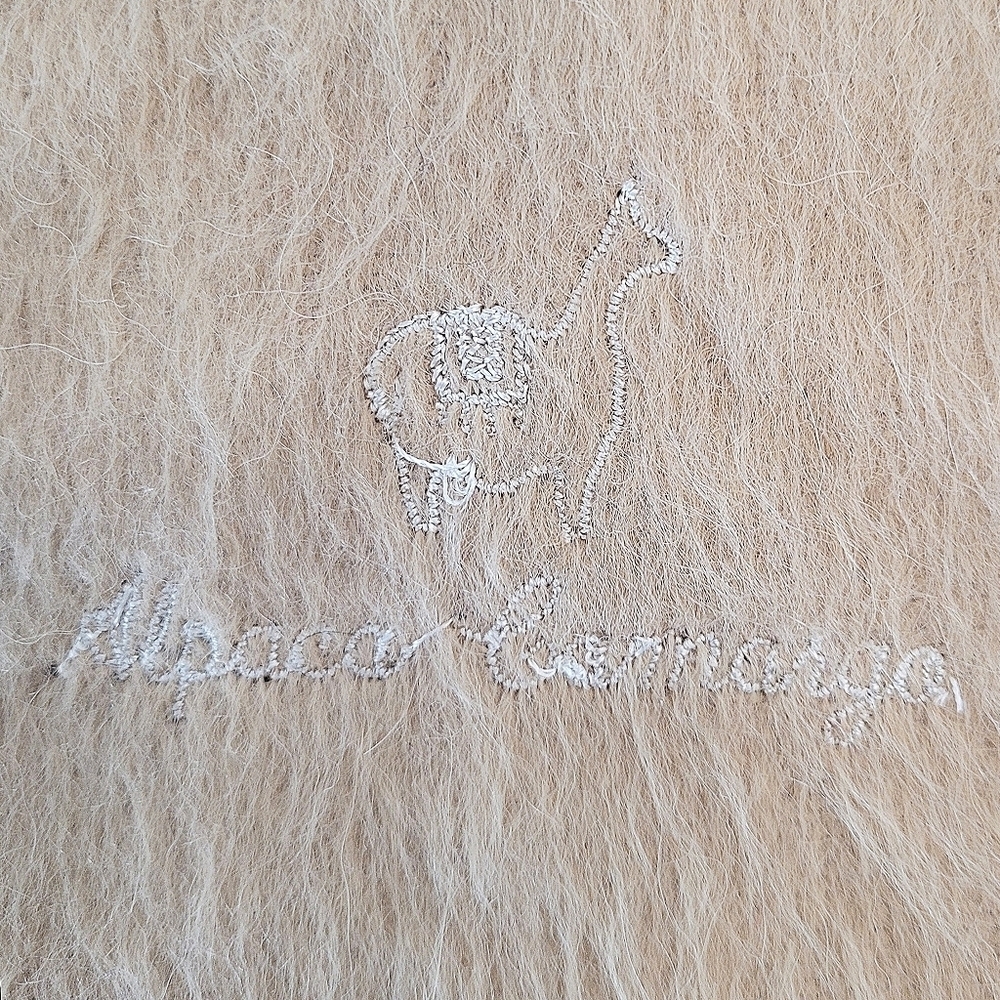 Alpaca Camargo Peru Brushed Alpaca Blend Scarf Beige Fringe 68" Soft Warm - Picture 3 of 6